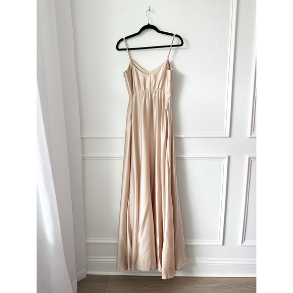 NEW Show Me Your Mumu Faith Maxi Dress in Champagne Luxe Satin sz S - Picture 6 of 9